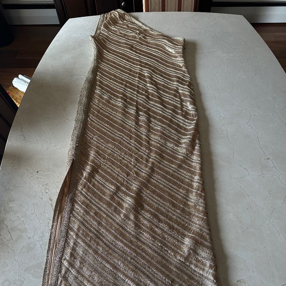 Hervé Leger Woven Metallic One-Shoulder Gown Size L - Picture 7 of 10